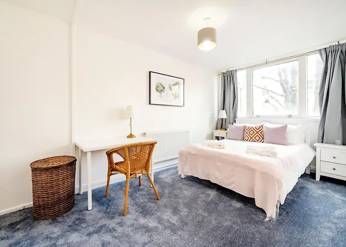 Nice 3 Bed Flat Near Paddington